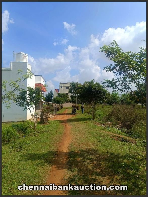 Auction Land Sale in Maningalam 4