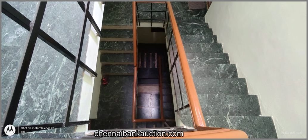 Bank Auction Flat Sale in Neelankarai (5)