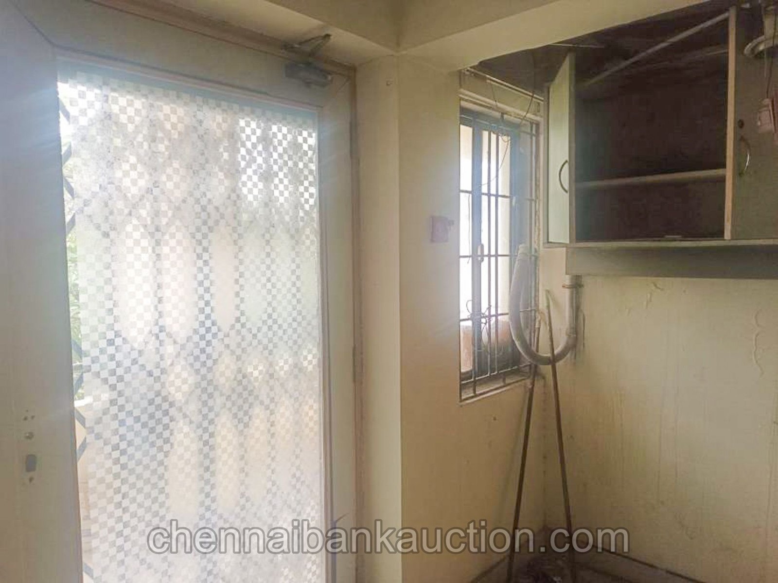 Bank Auction Commercial Building Sale in Teynampet (19)