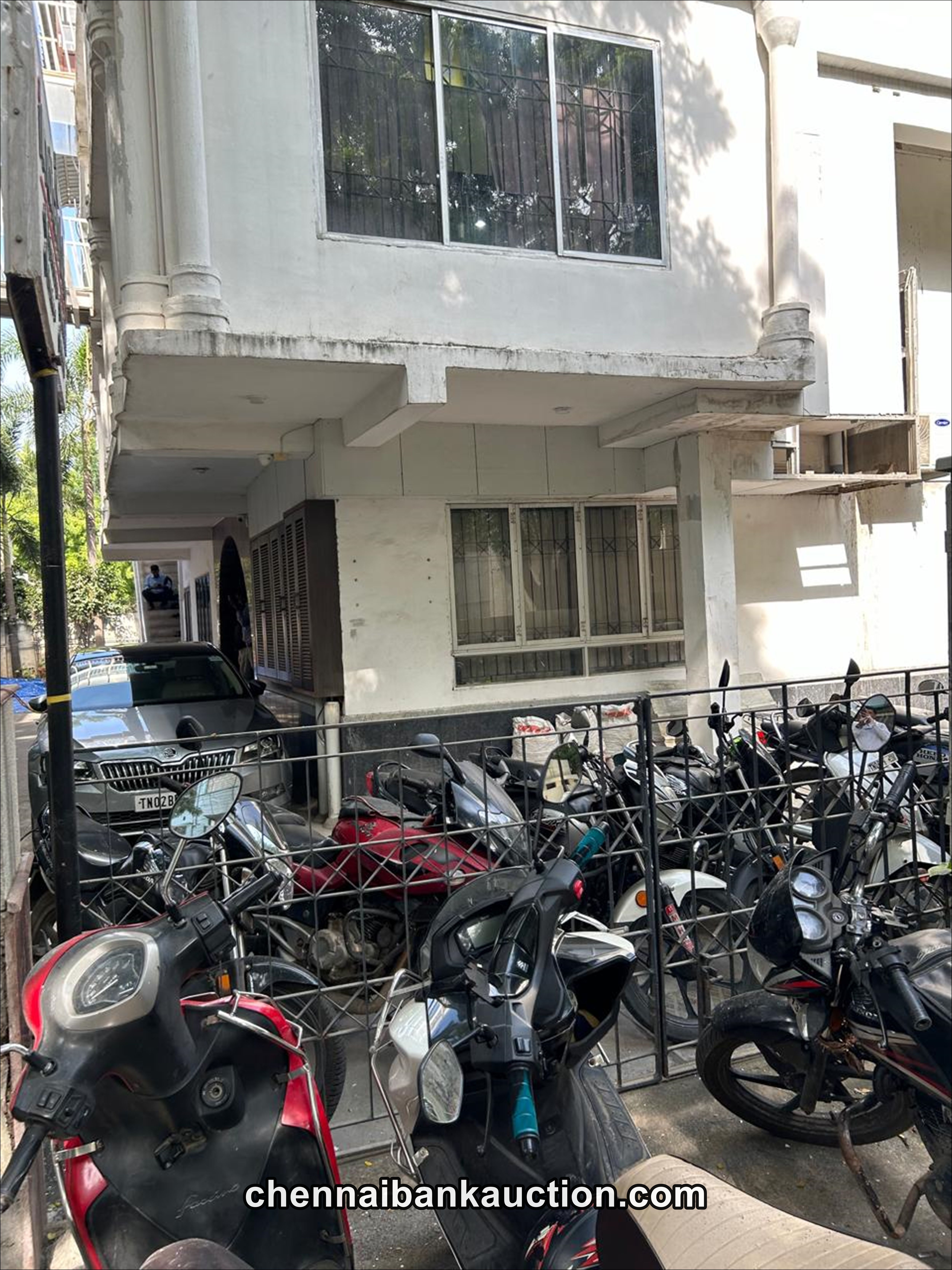 Bank Auction Commercial Building Sale in Villivakkam