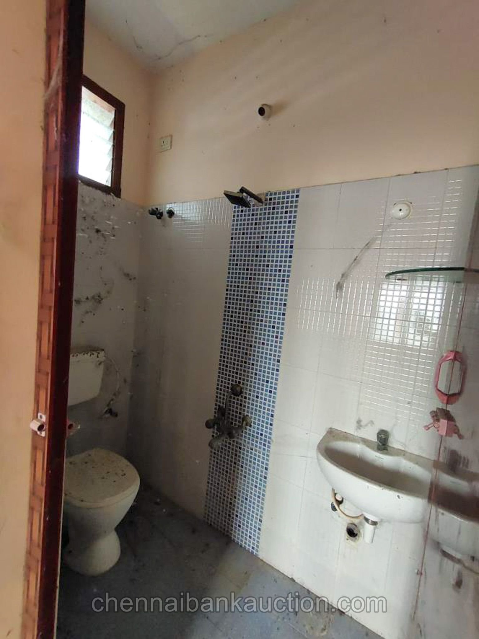 Bank Auction Flat Sale in Athanancheri (6)