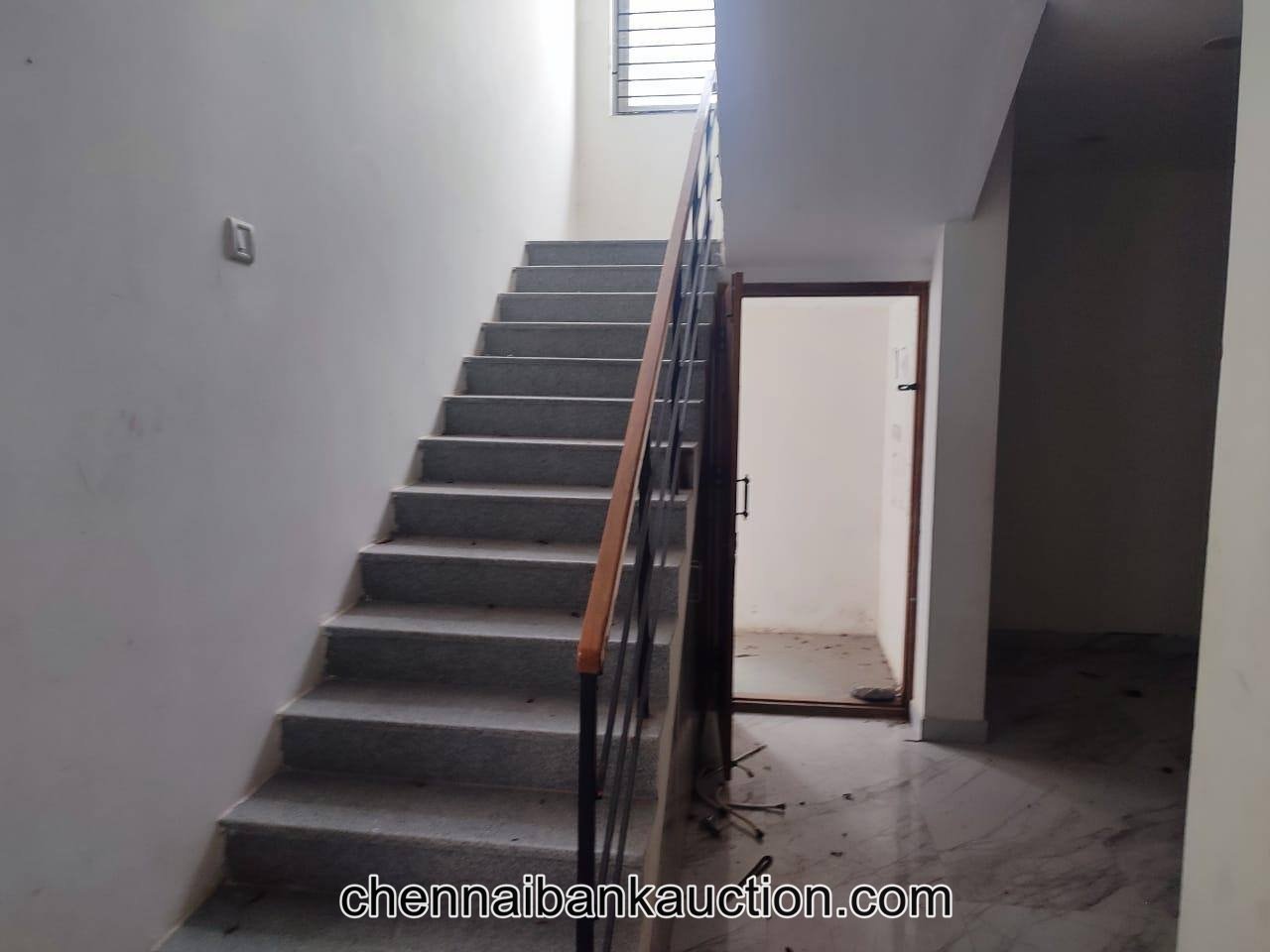 Bank Auction House Sale in Sholinganallur (6)