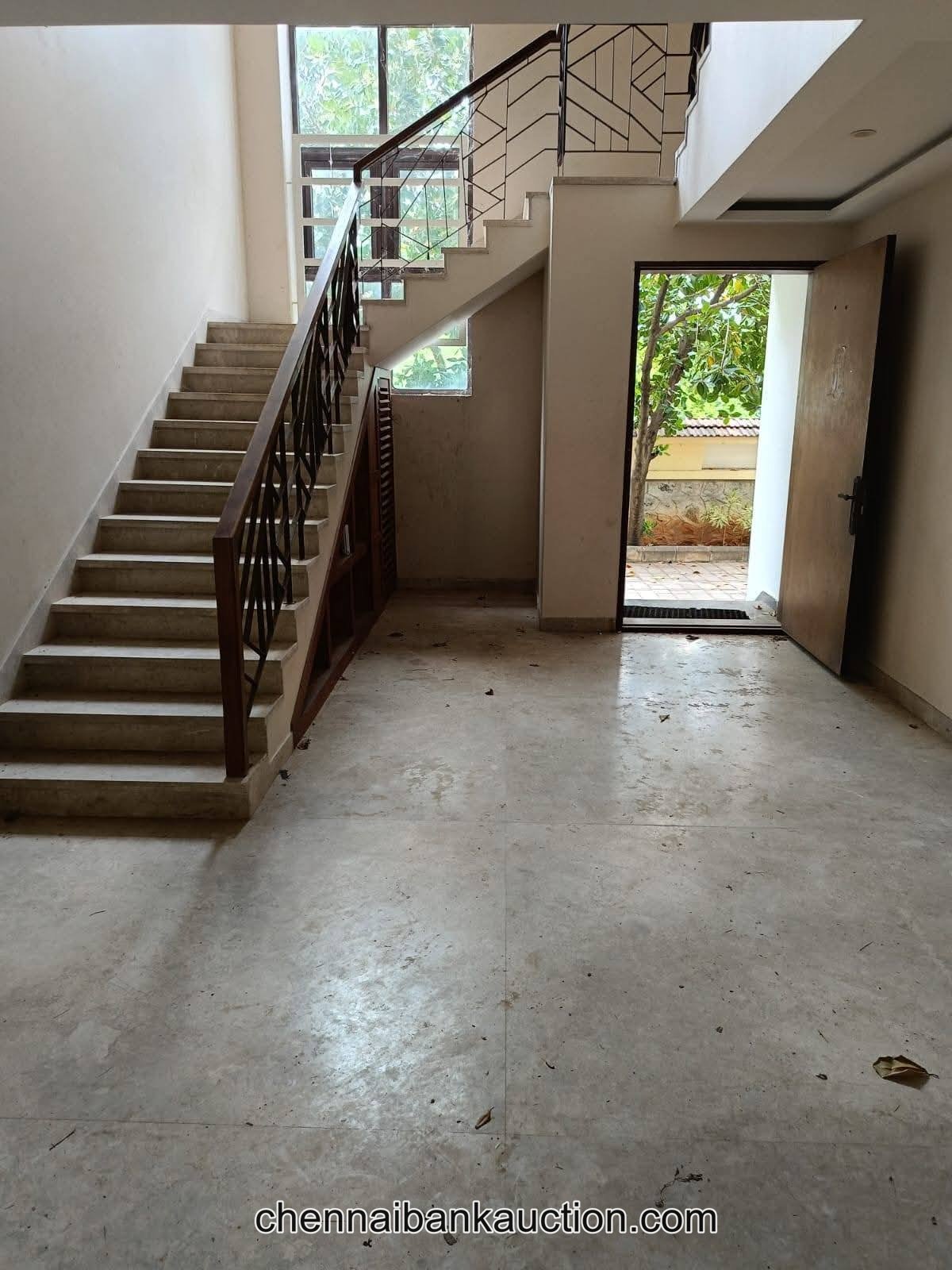Bank Auction Villa For Sale in Uthandi (8)
