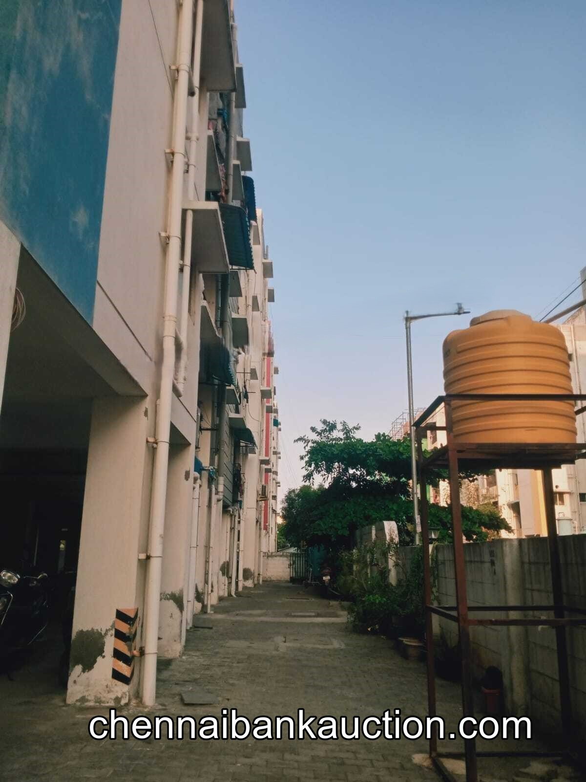 Bank Auction Residential Flat for Sale in Tiruvottiyur (9)