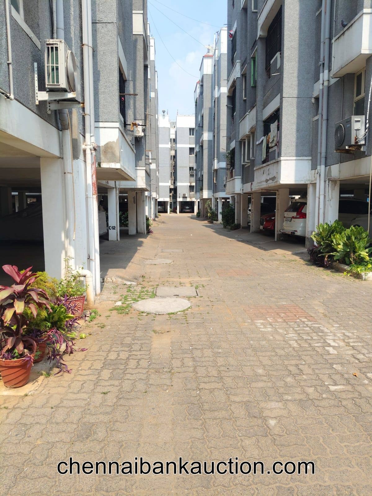 Bank e-Auction Residential Flat for Sale in Padi (8)