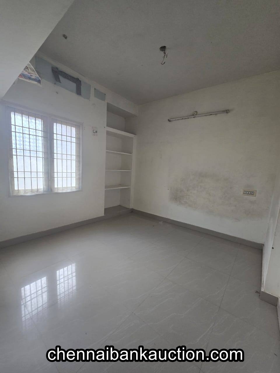 E-auction sale 955 Sq