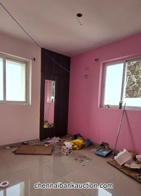 Bank Auction Flat For Sale in Varadharajapuram (7)