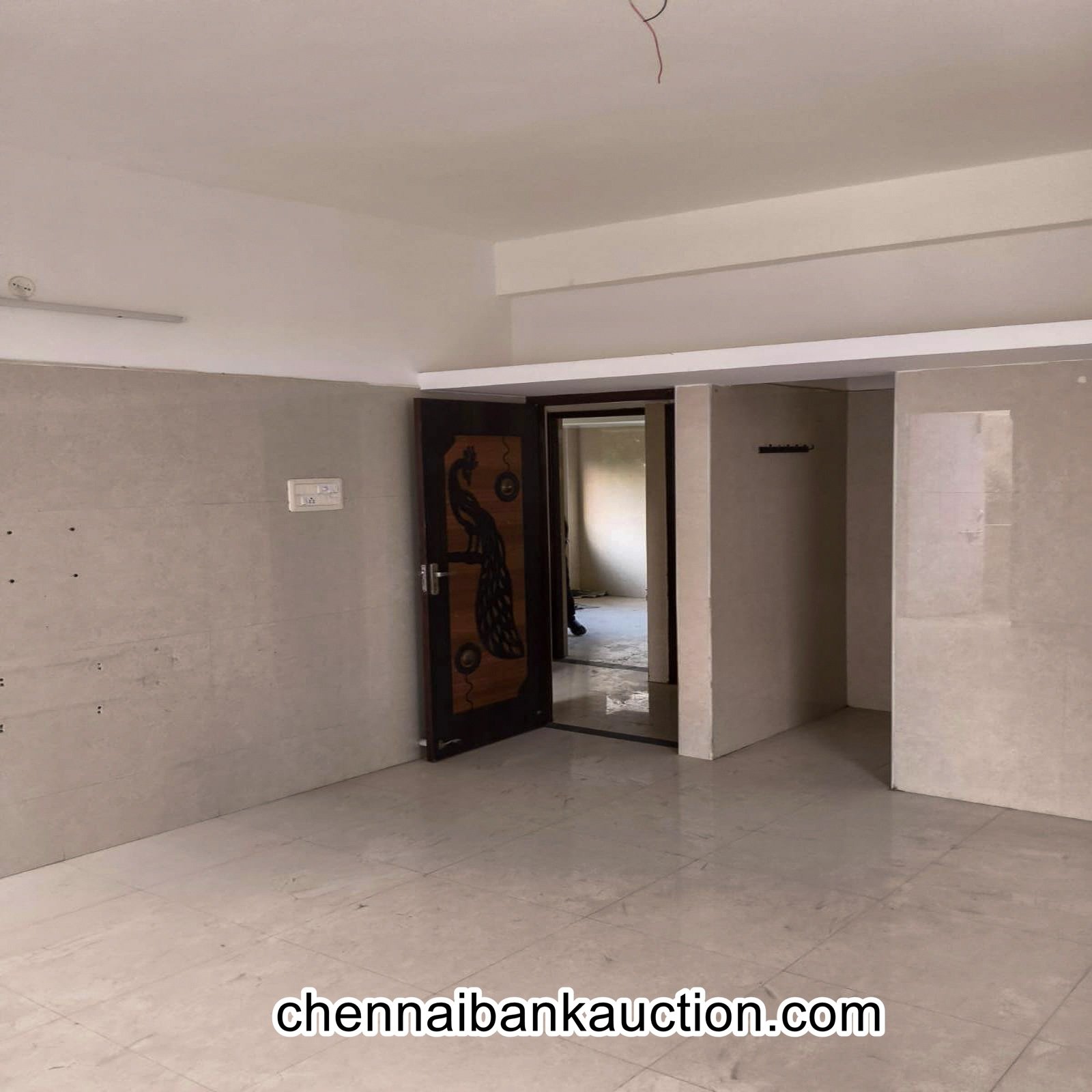 Bank Auction 3097 Sq