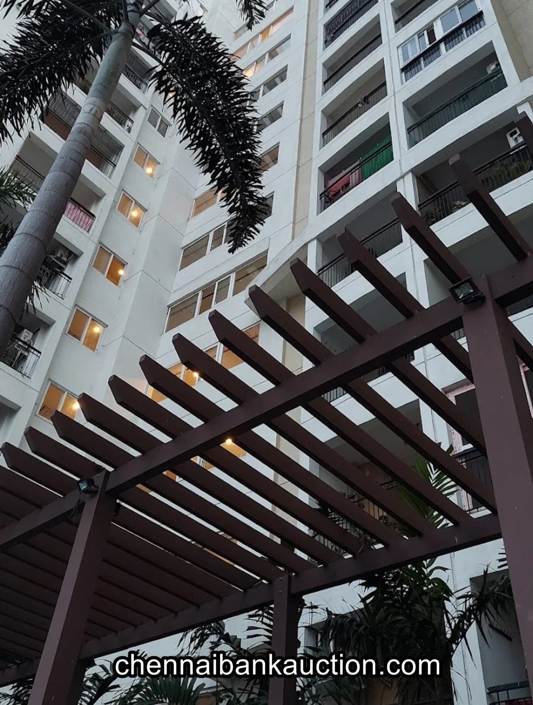 Bank Auction Flat For Sale in Varadharajapuram