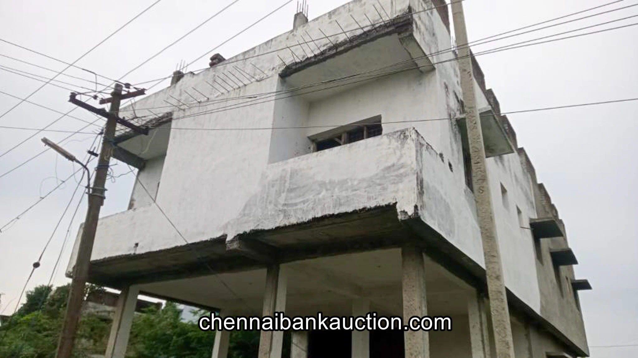 Bank Auction Residential Flat For Sale in Kayarambedu